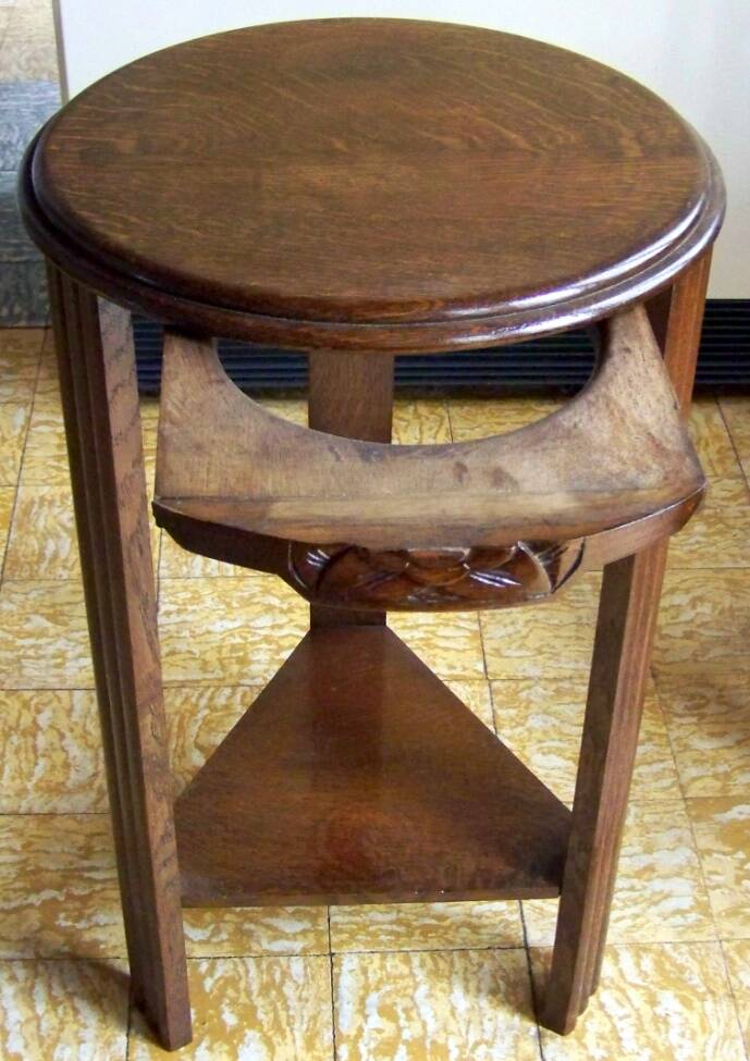 Old solid wood pedestal table