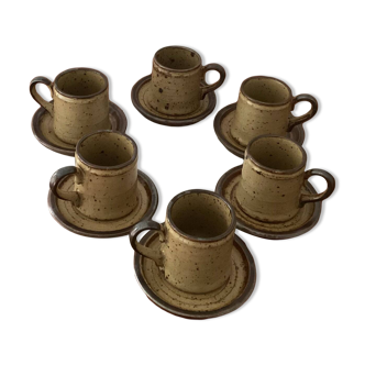 Stoneware Rocaille Cups and Saucers