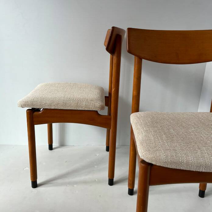 Vintage Scandinavian light wood chair