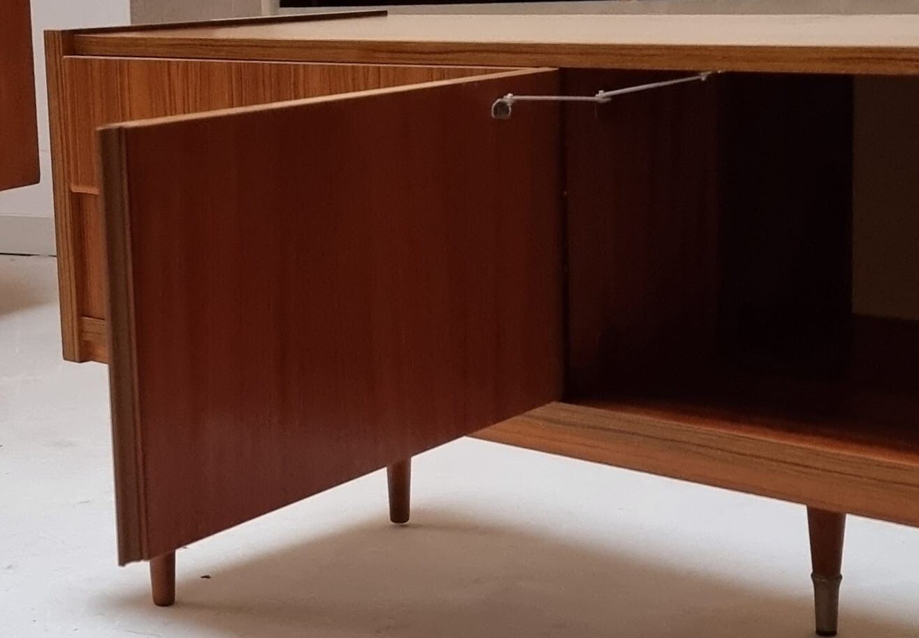 Planche basse des années 70