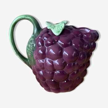 Pitcher slurry grape