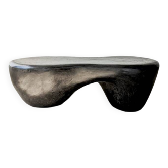 Traditional Moroccan tadelakt table in black