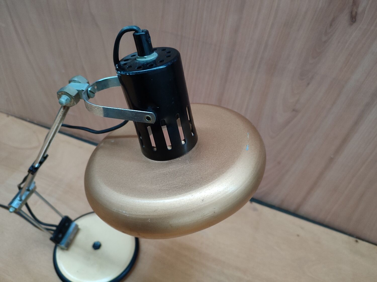 Vintage articulated desk lamp 1970