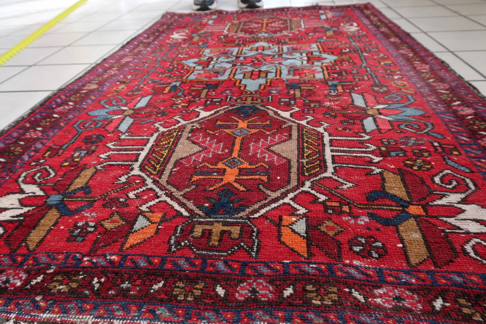 Handmade antique Persian Karajeh rug 90cm x 143cm, 1920s