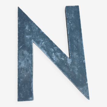 Lettre "N" vintage en zinc