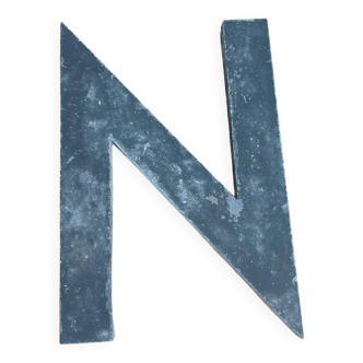 Lettre "N" vintage en zinc