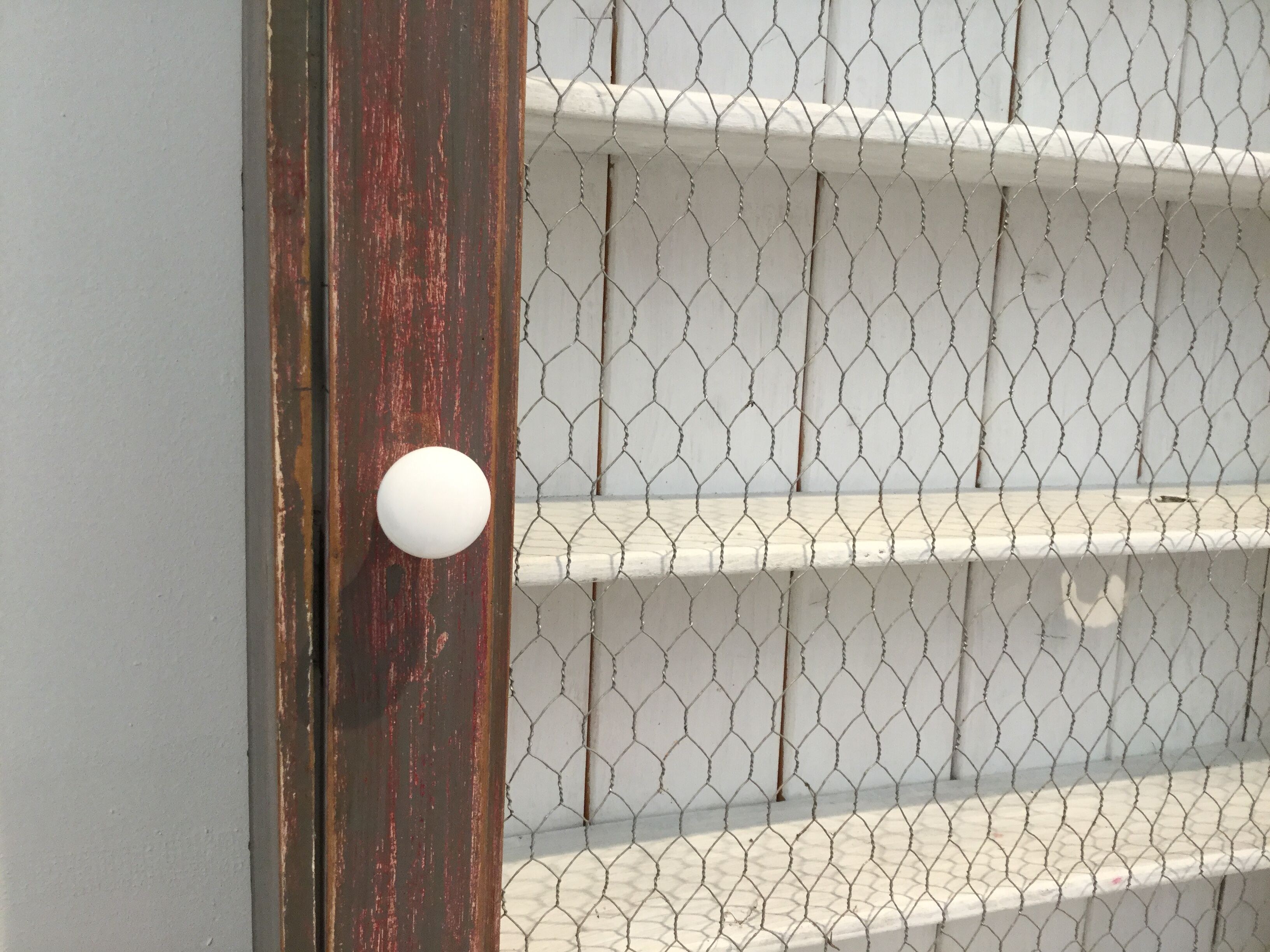 Wall shelf