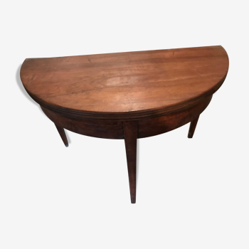 Half-moon table