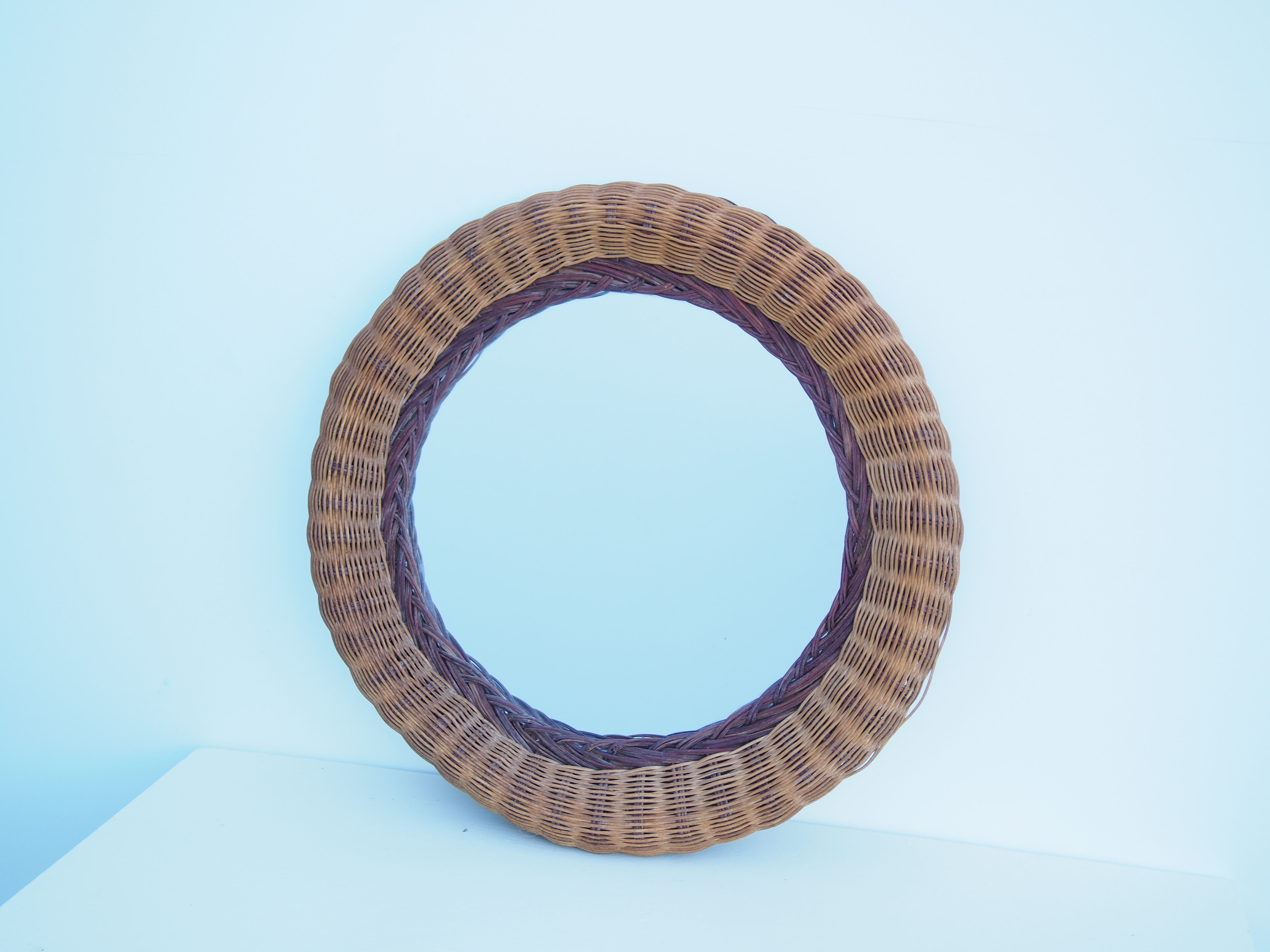 Mirror rattan
