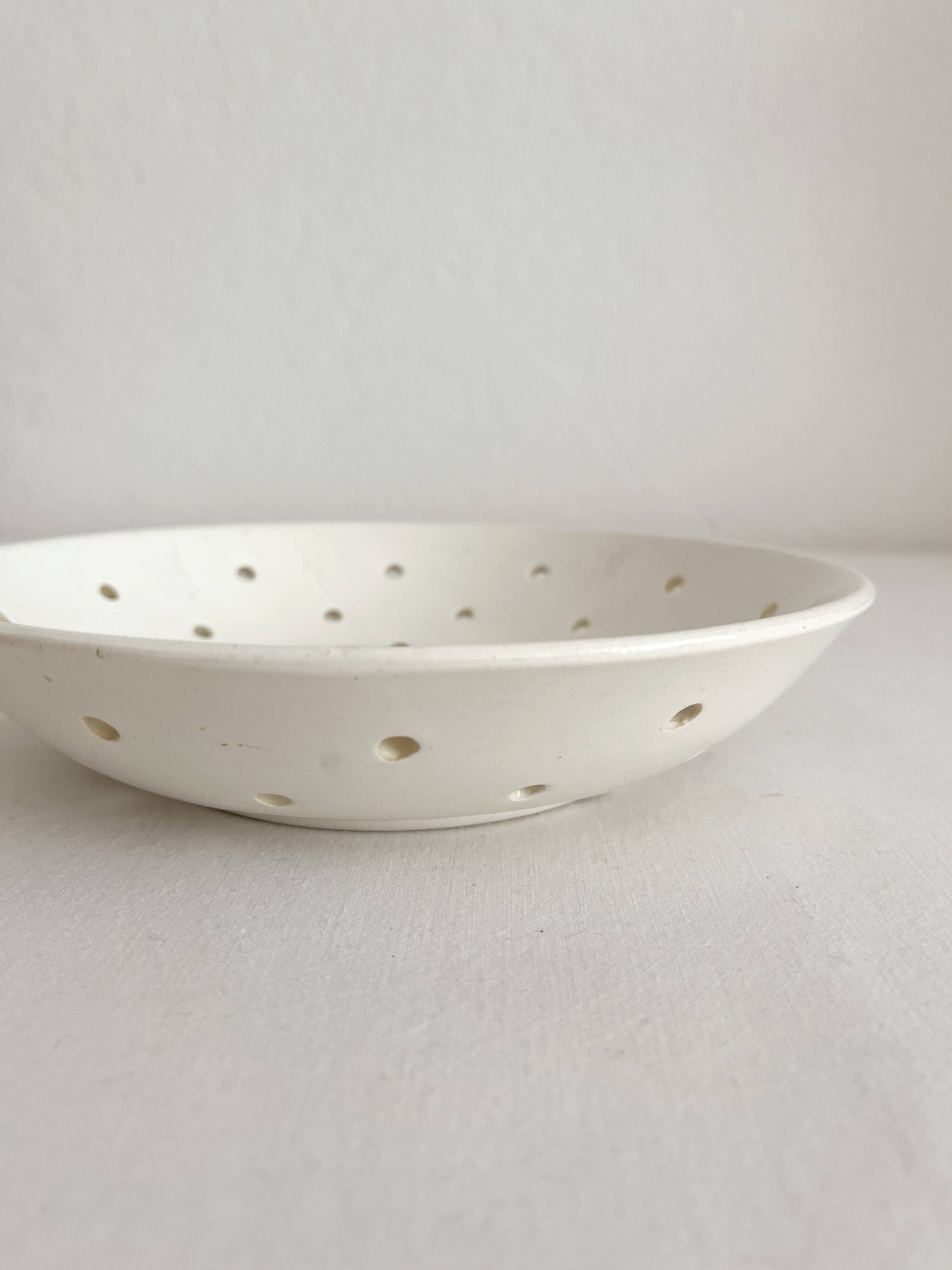 Earthenware drainer plate Digoin Sarreguemines