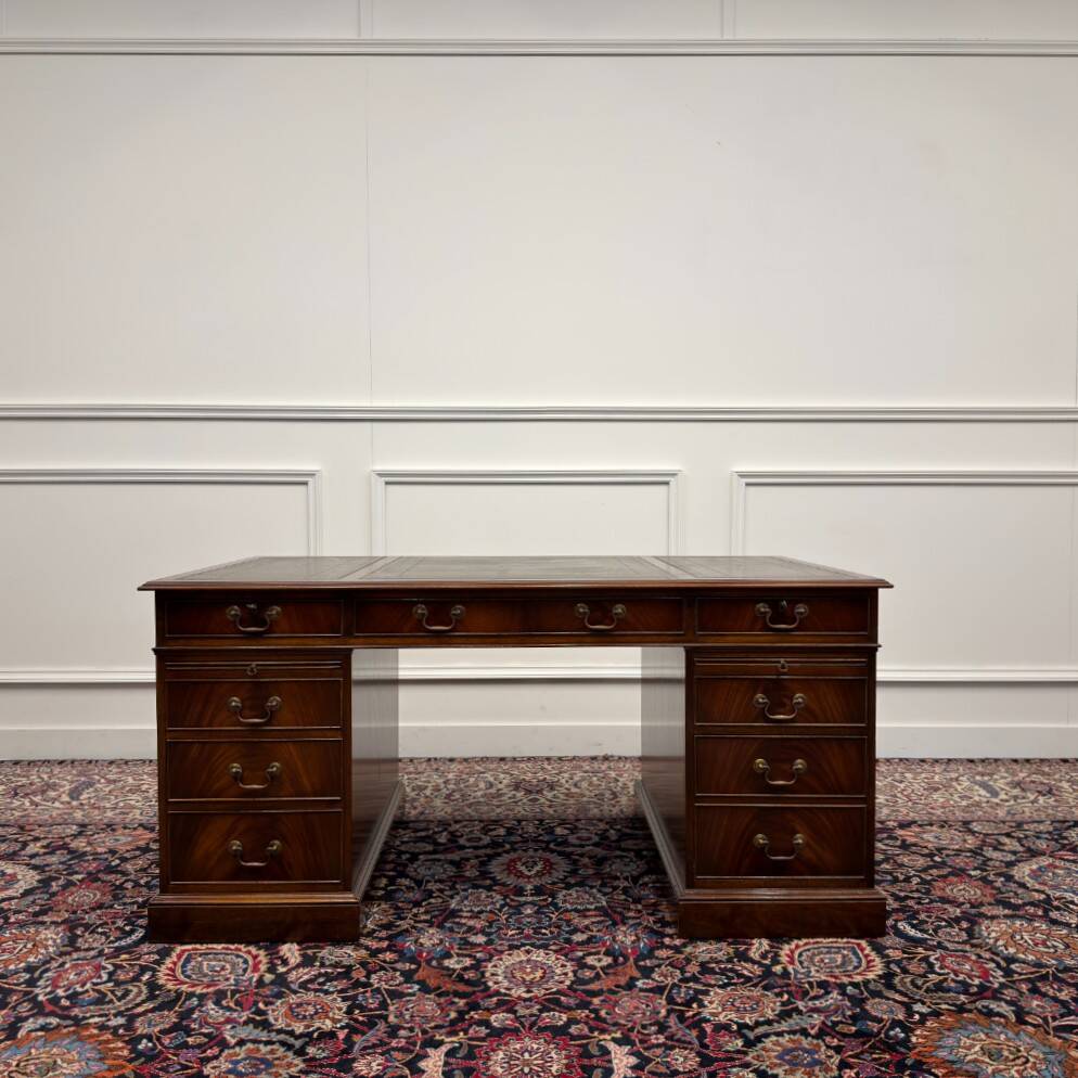 English Classic Desk with Green Leather