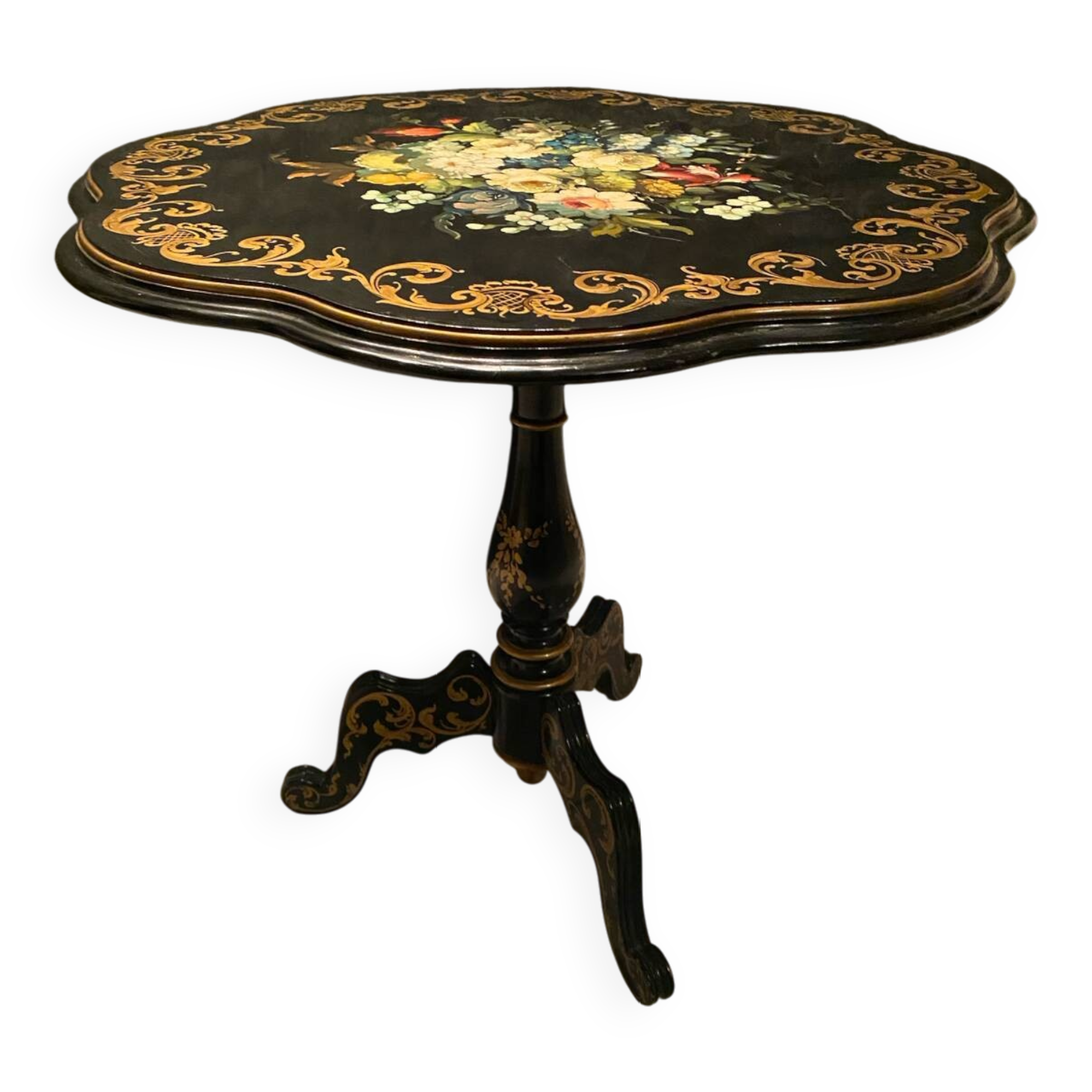 Tripod tilting side table from the Napoleon III period.