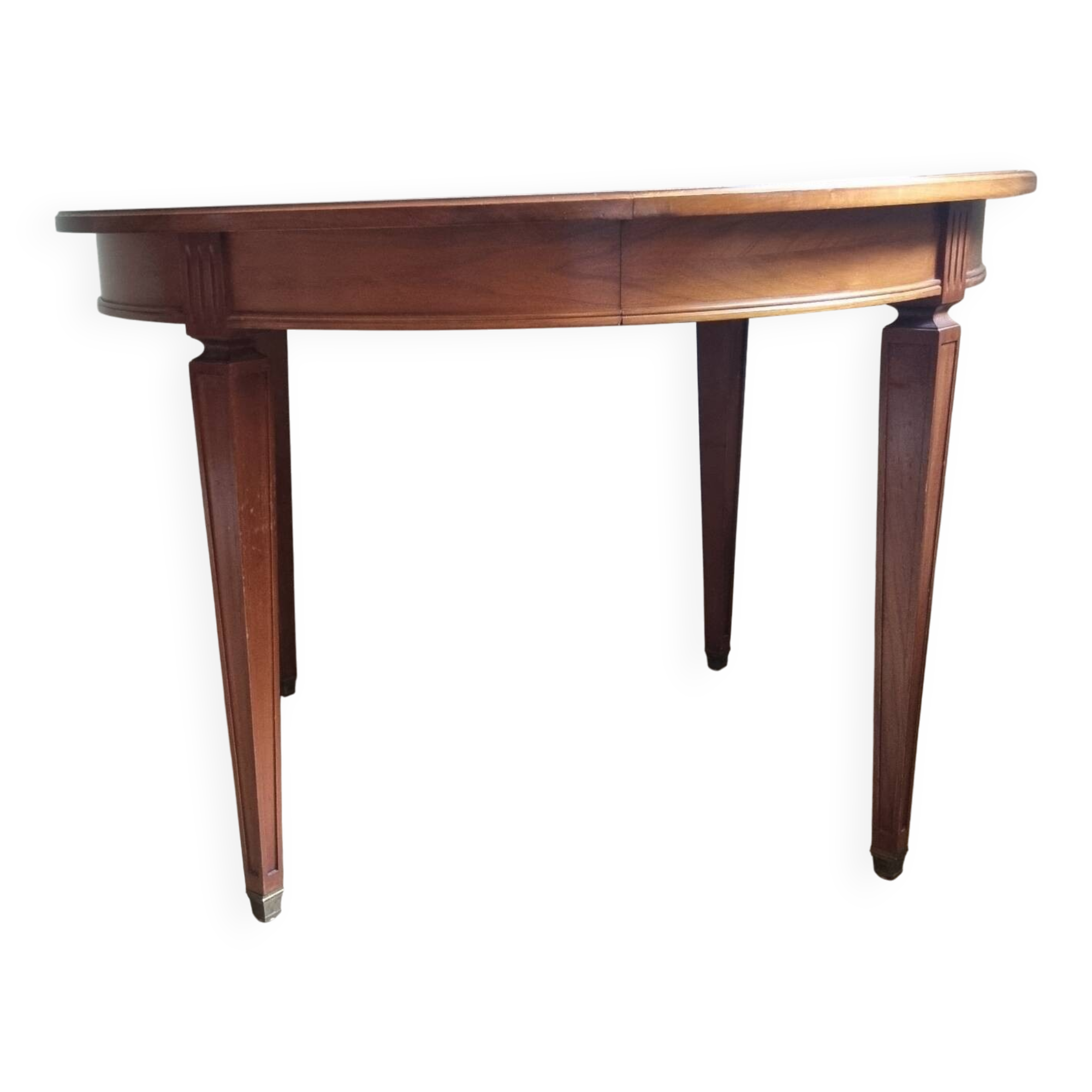 Dining room table with its 2 extensions
