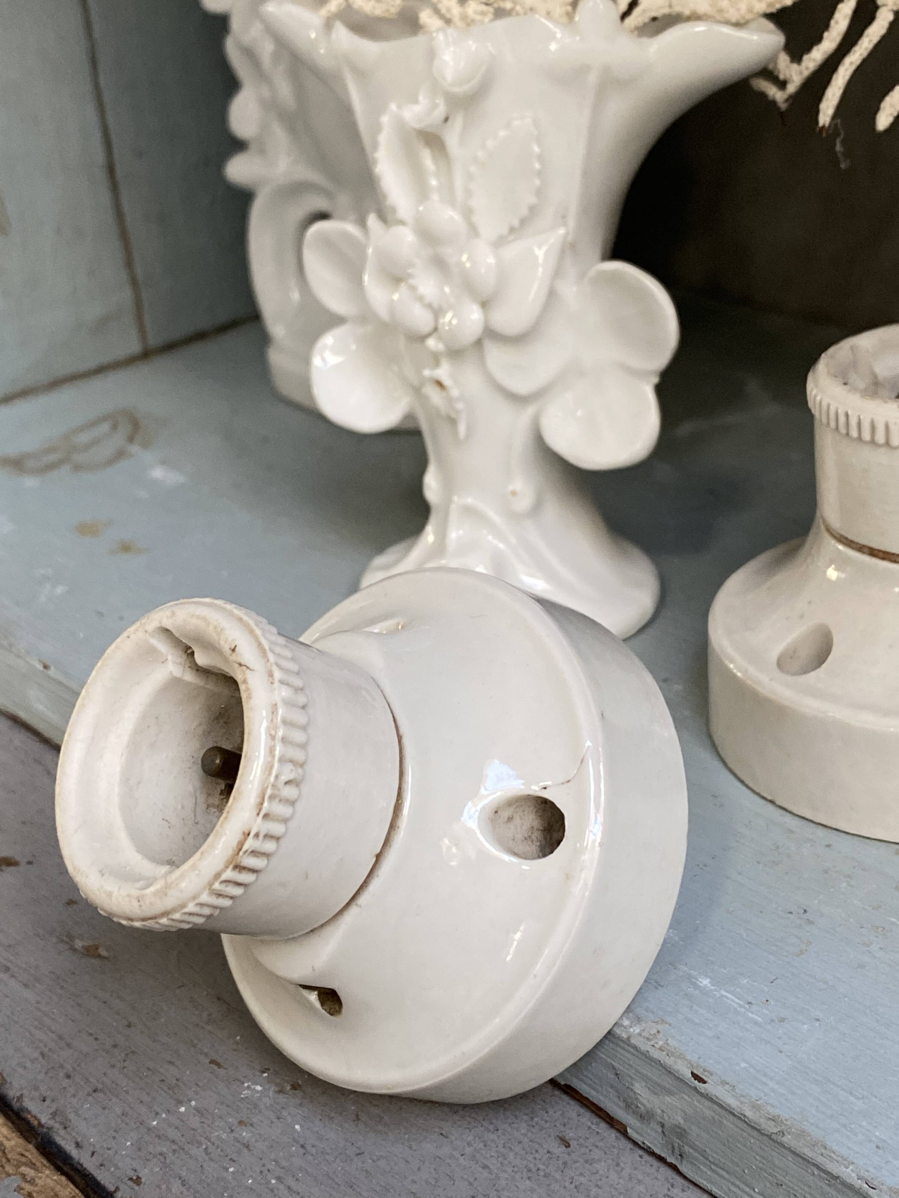 Porcelain wall light