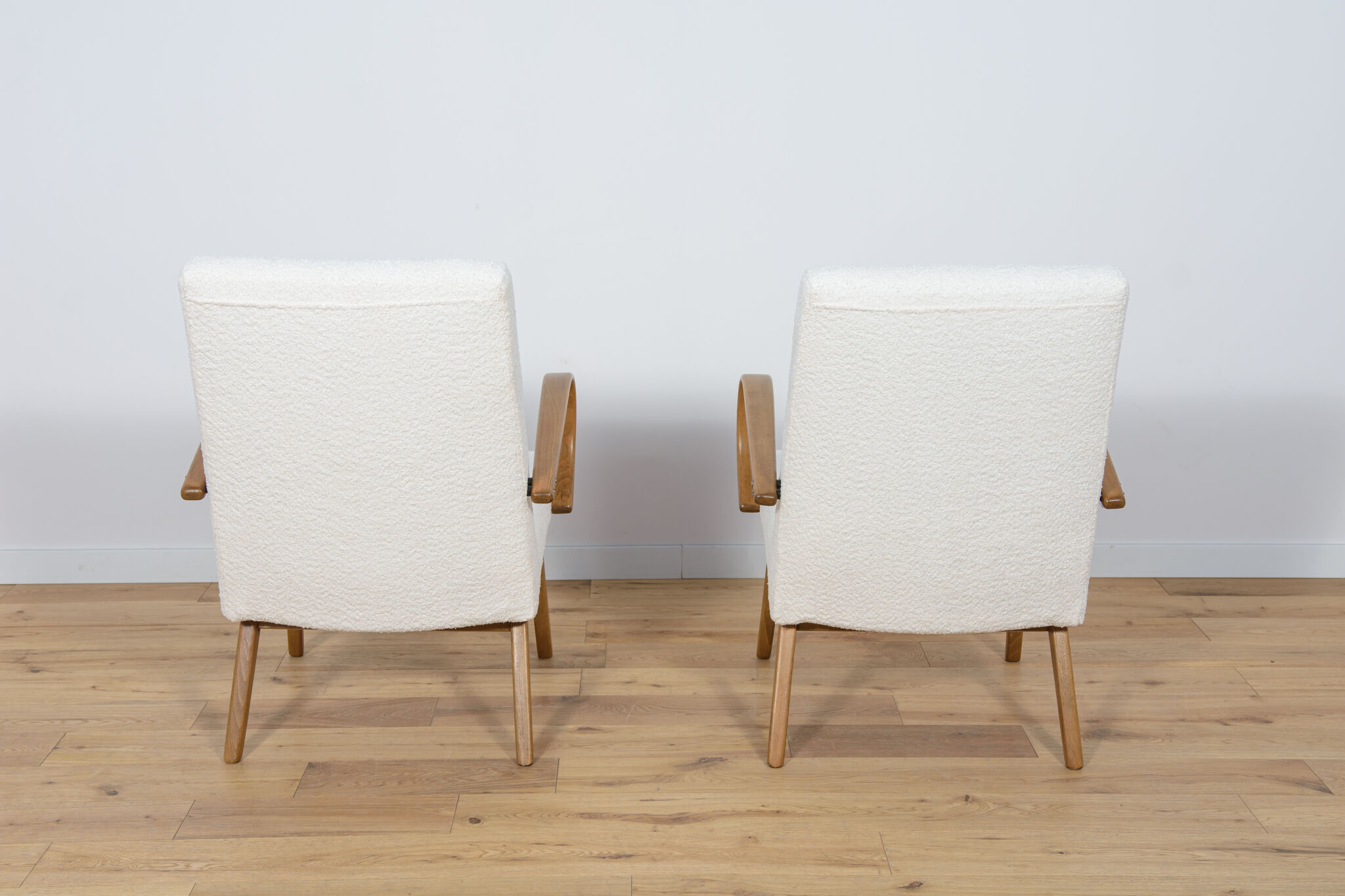 Model 53 Armchairs by Jaroslav Smidek for Ton, 1960s, Set of 2