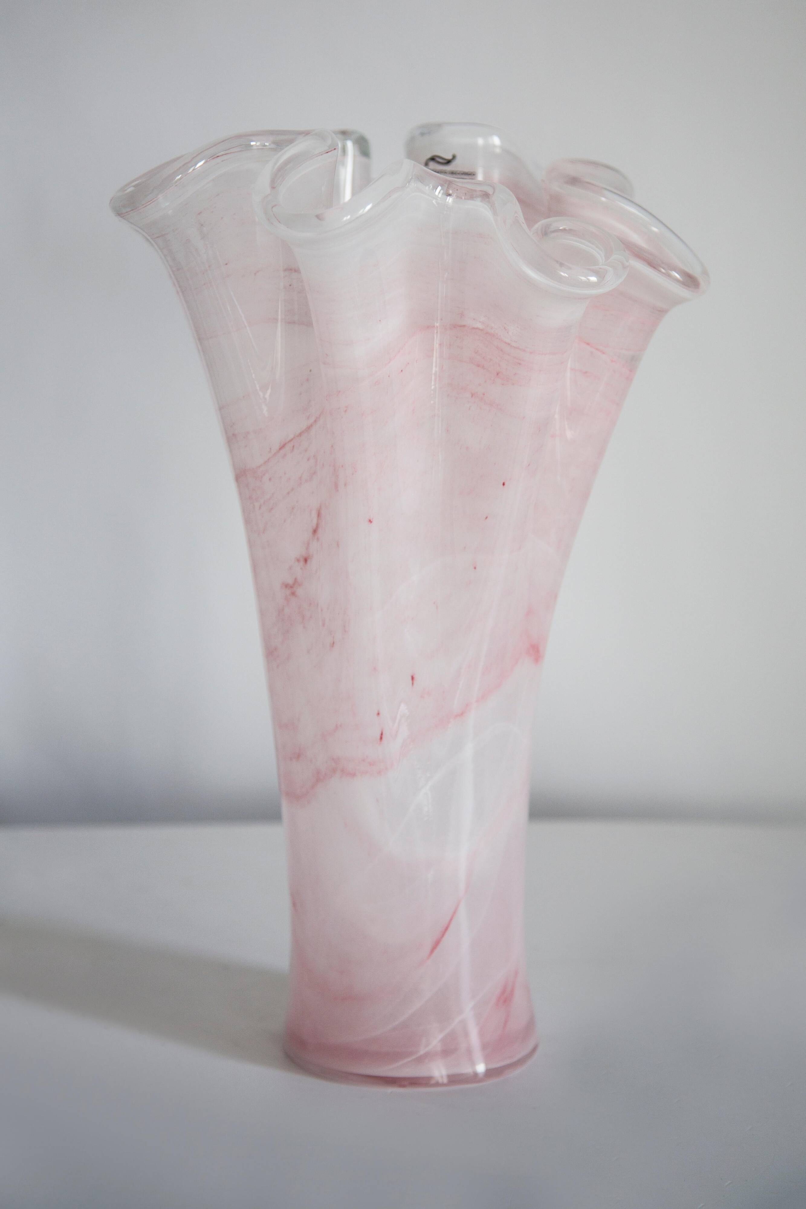 Vintage light pink baby vase mid-century in thick Murano glass, Italy, 2000s.