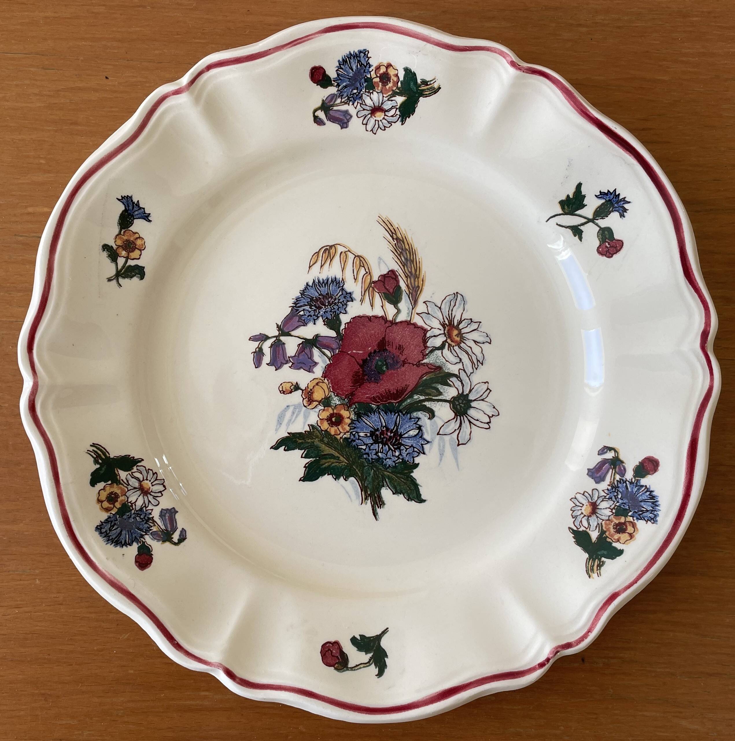 6 antique dessert plates in Sarreguemines earthenware