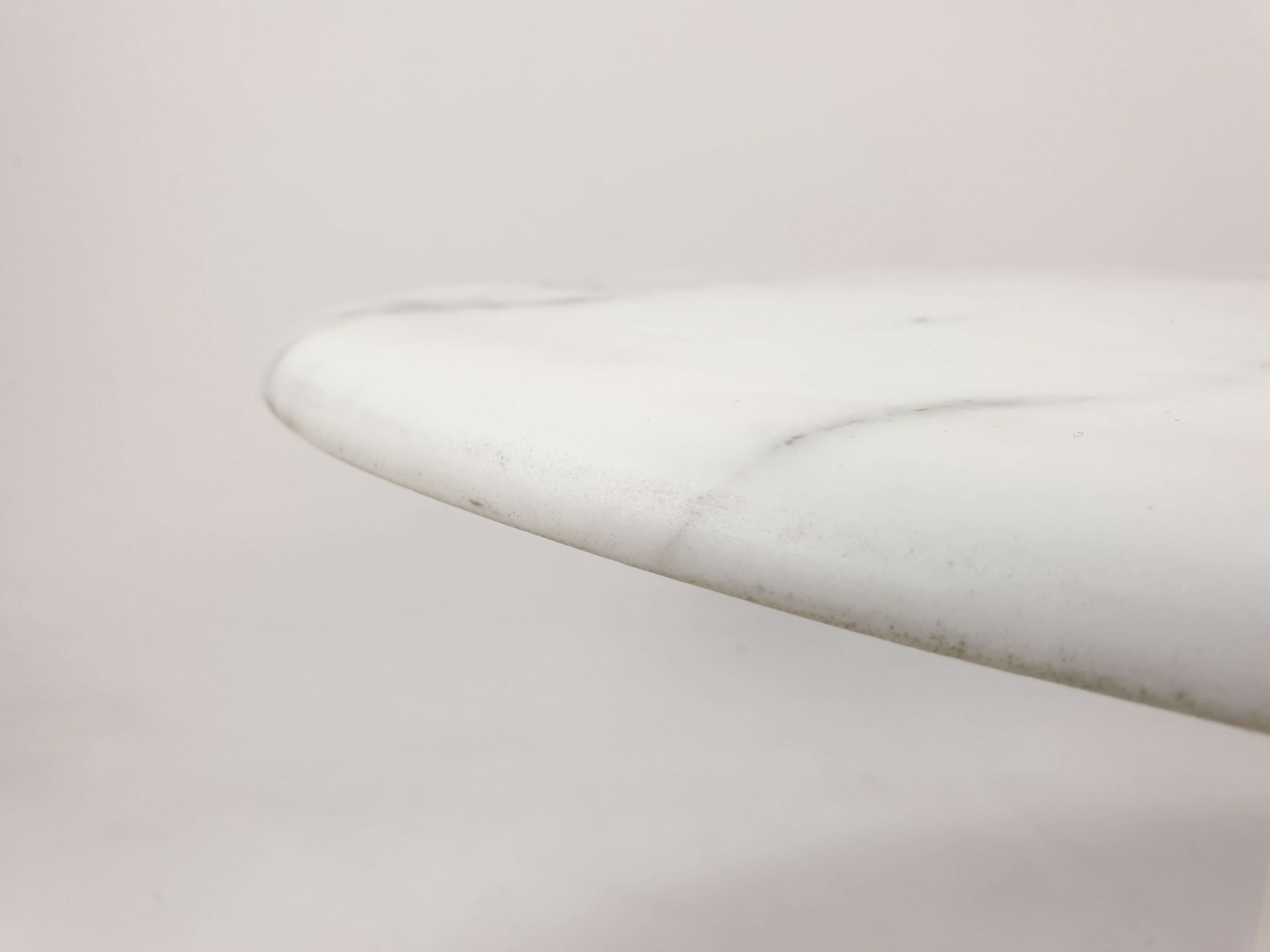 Mid-century italian marble oval coffee table, 1980s