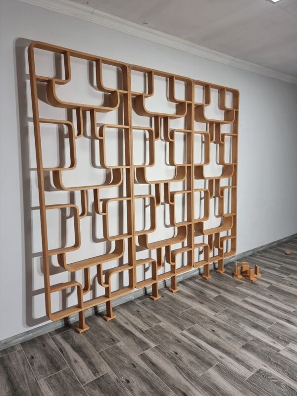 3 claustras par Ludvik Volak pour Drevopodnik Holesov, années 1950