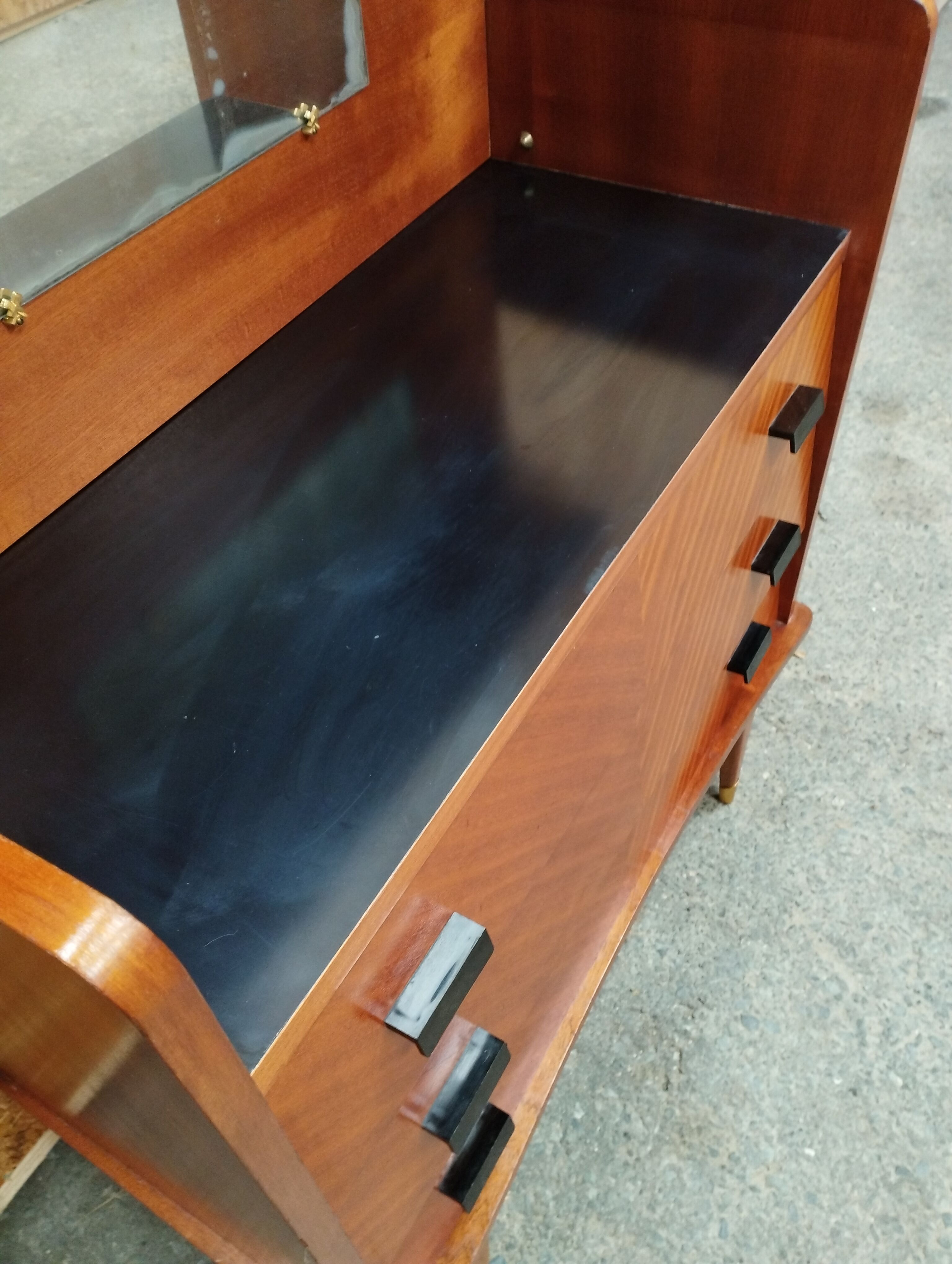 Commode coiffeuse vintage