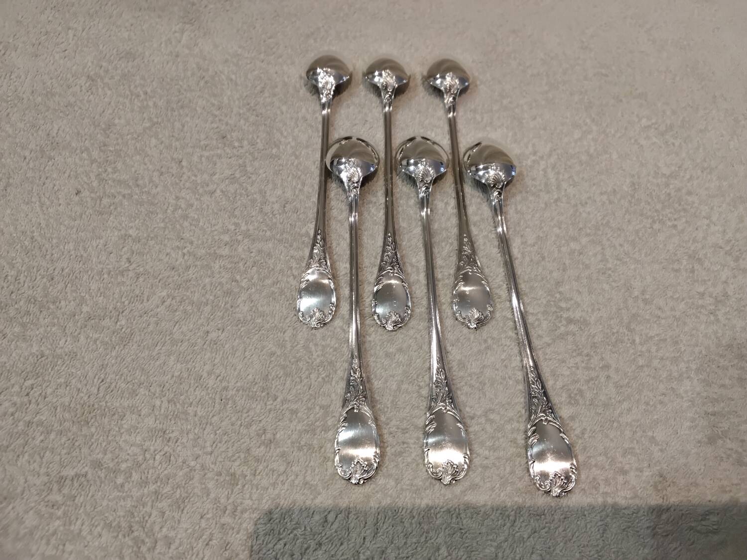 6 silver-plated metal dessert spoons by Christofle Marly, 19.6 cm.