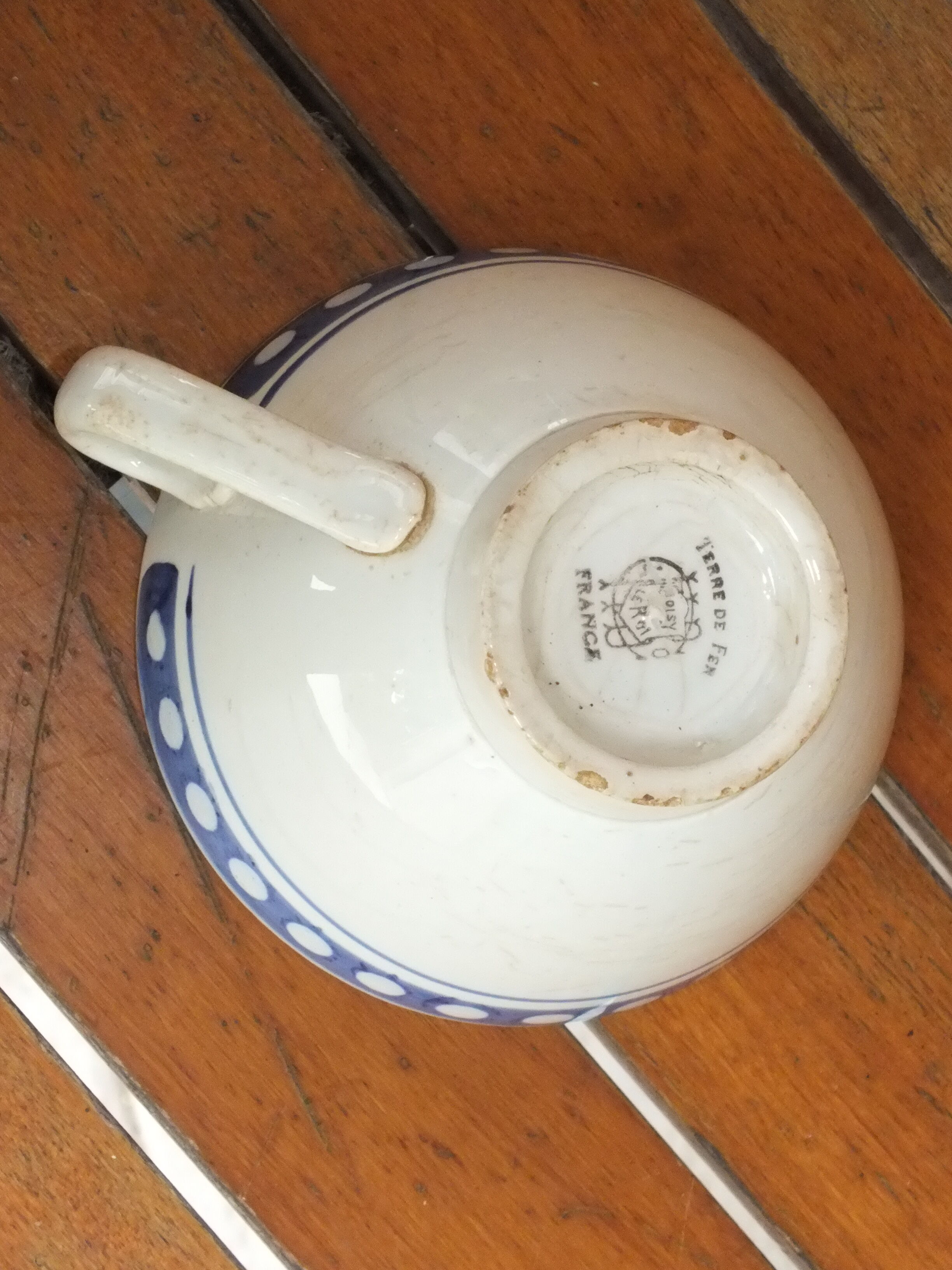 Old cup Choisy the King in Iron Land