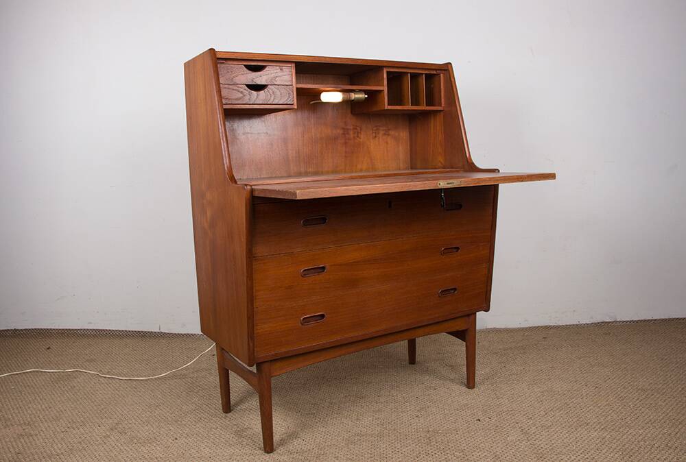 Danish Teak Secretary Desk Model 37 by Arne Wahl Iversen for Vinde Mobelfabrik 1960.