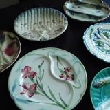 6 assiettes d’asperges anciennes françaises à Majolica