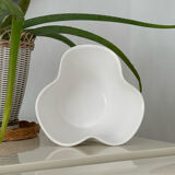 Porcelain cup