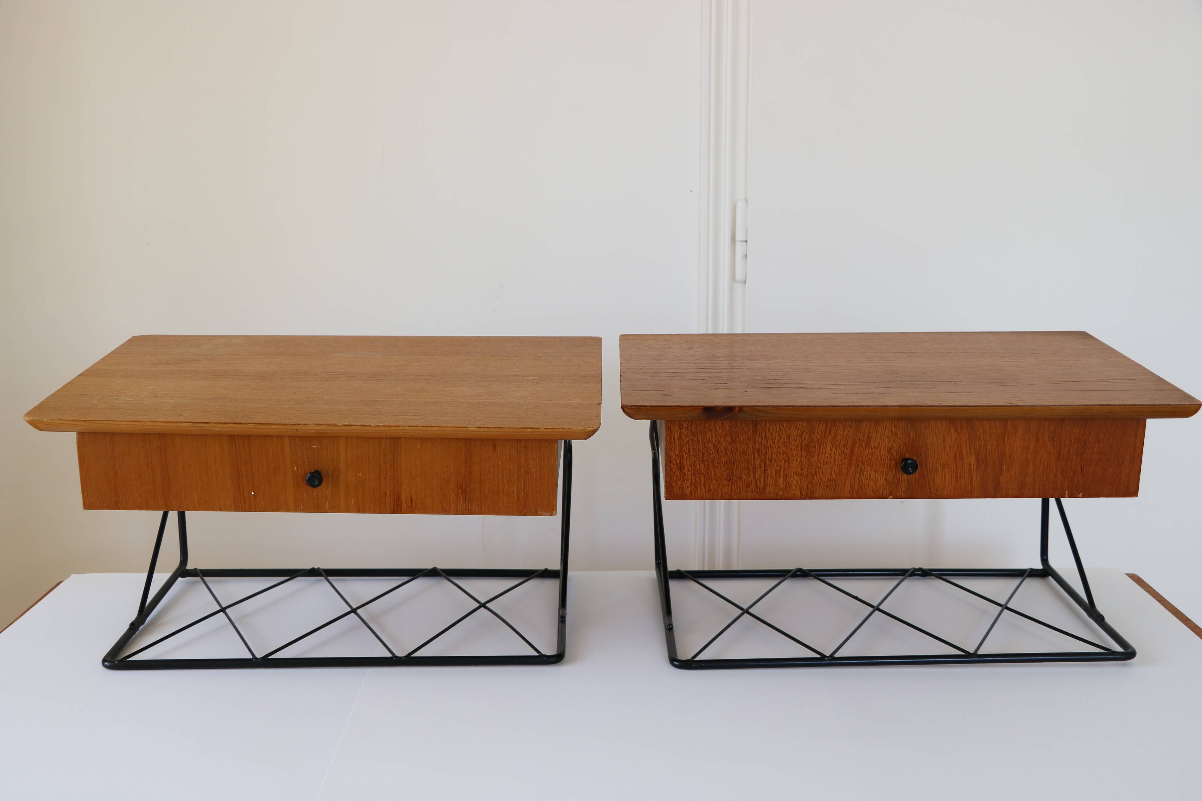 Pair of "string" wall-mounted bedside tables, Scandinavian, 1960.
