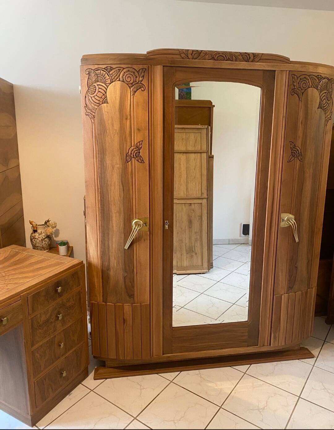 Art Deco wardrobe