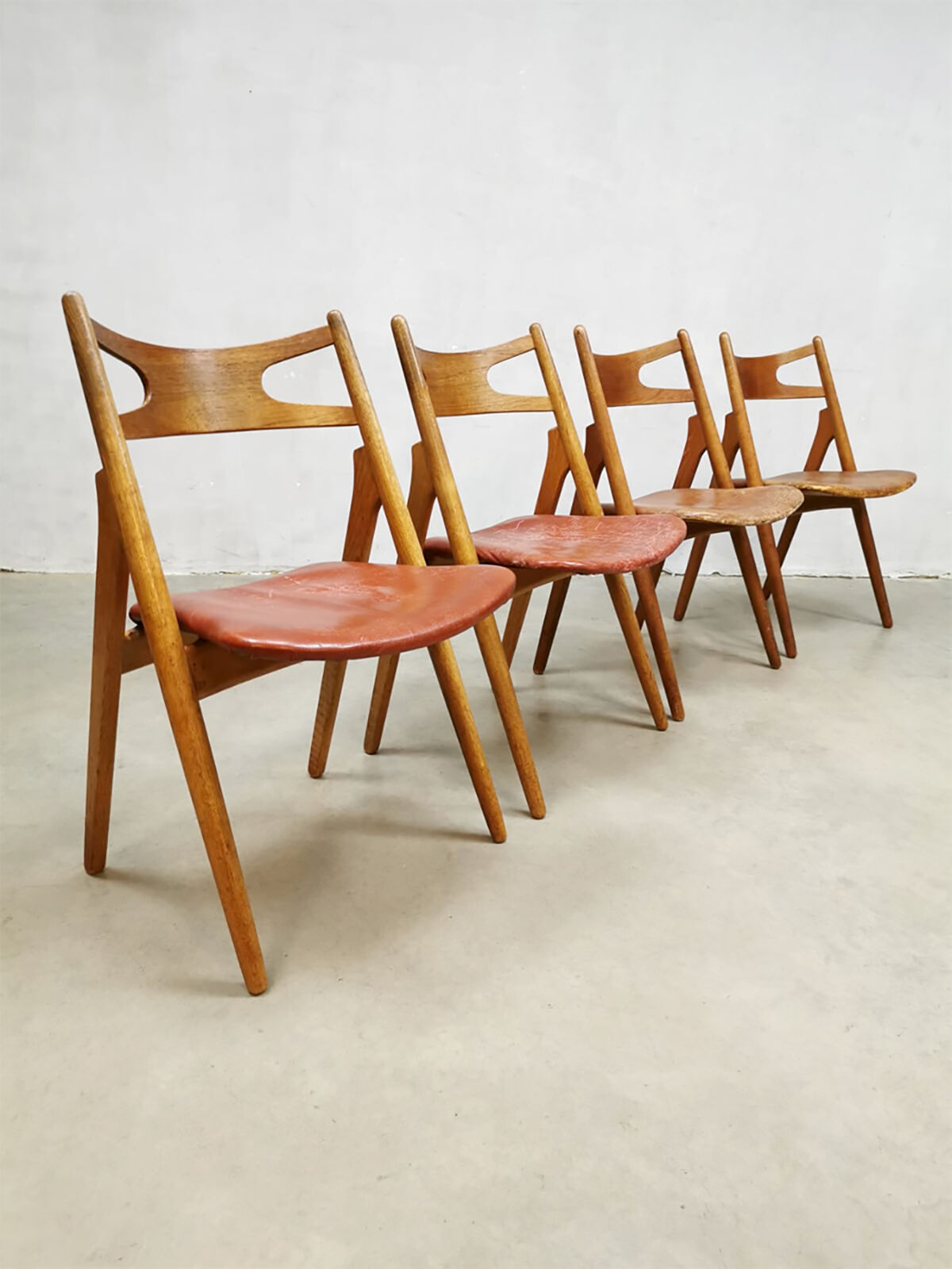 Midcentury danish dining chairs ‘sawbuck’ hans wegner