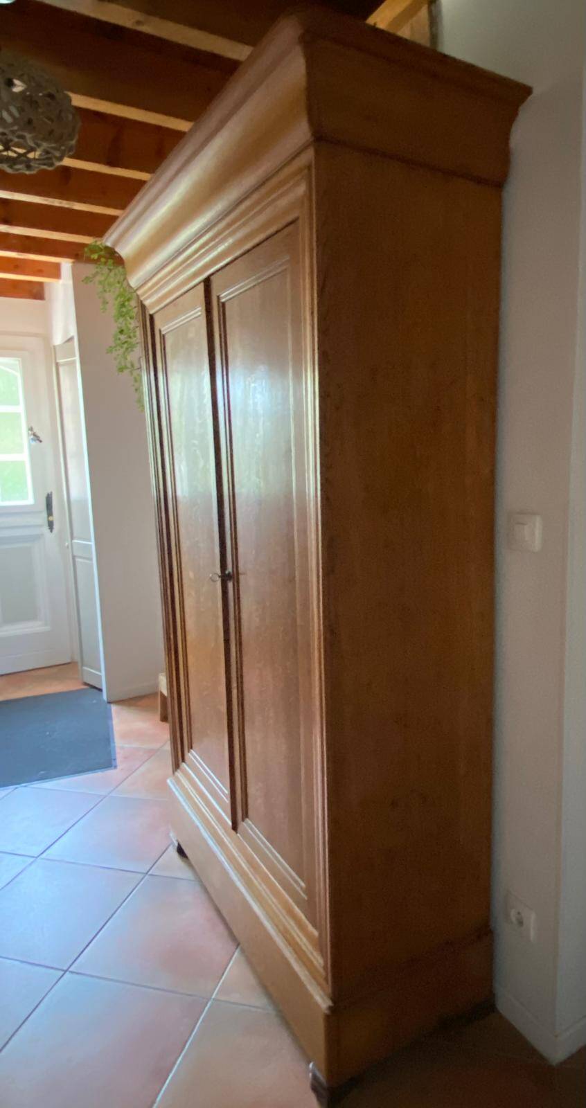 Louis Philippe XIX century linen cupboard
