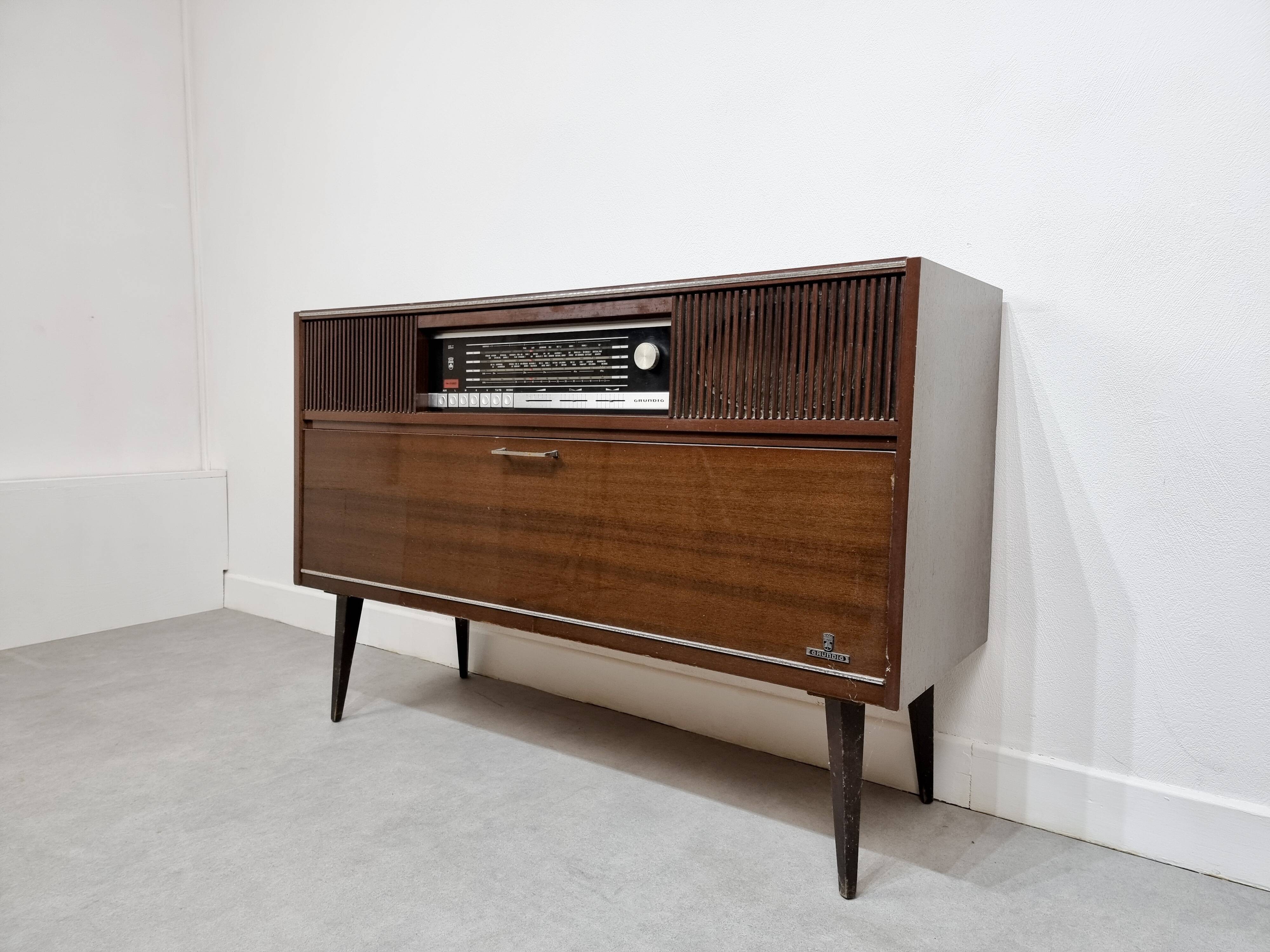 Enfilade hifi Grundig 1960