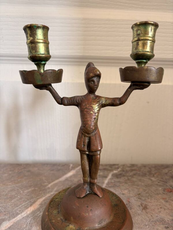 Ancien Bougeoir Chandelier Bronze Cuivre Doré Soldat