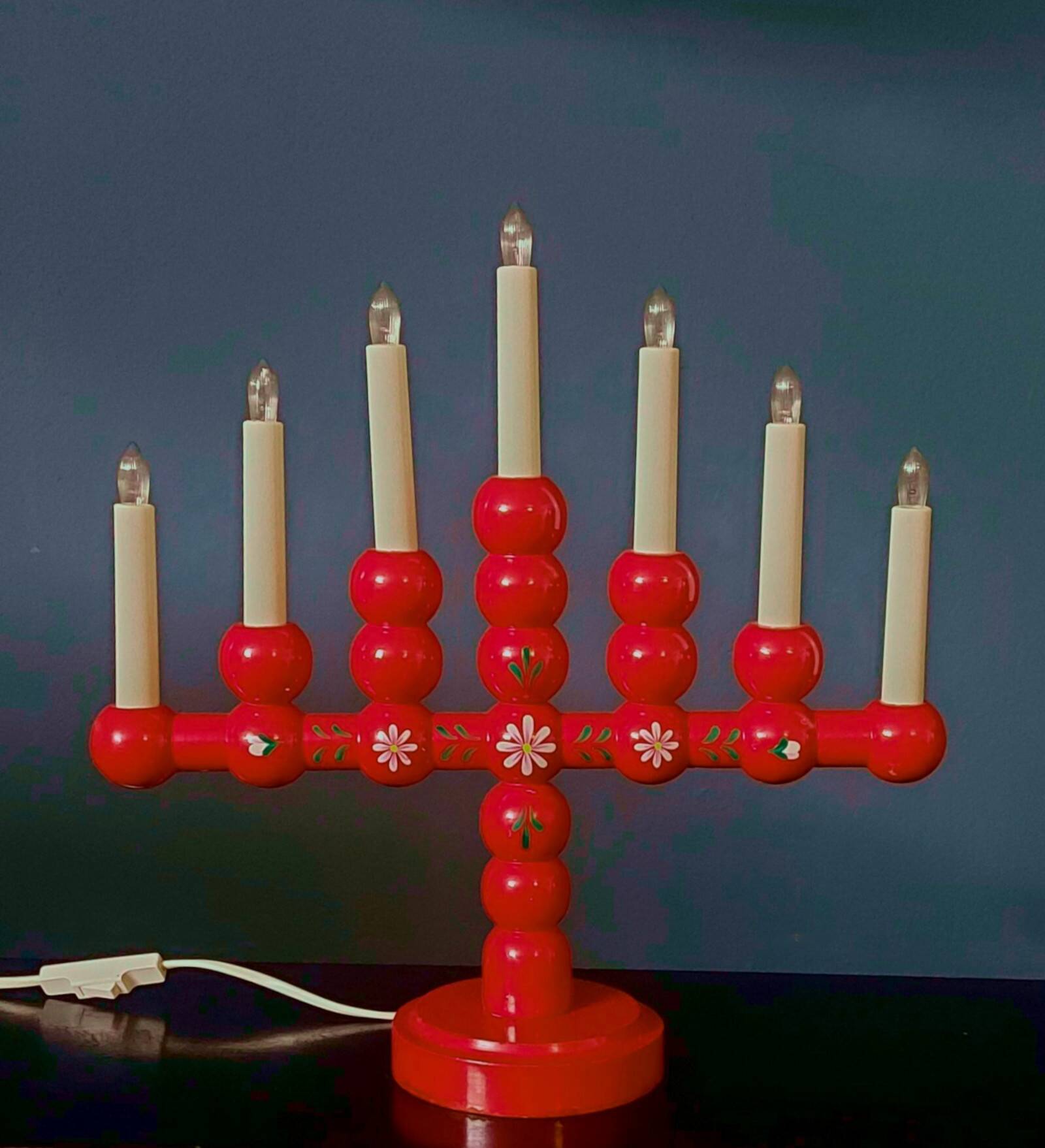 Bougeoir danois de l’Avent, Swing Industrial Limited