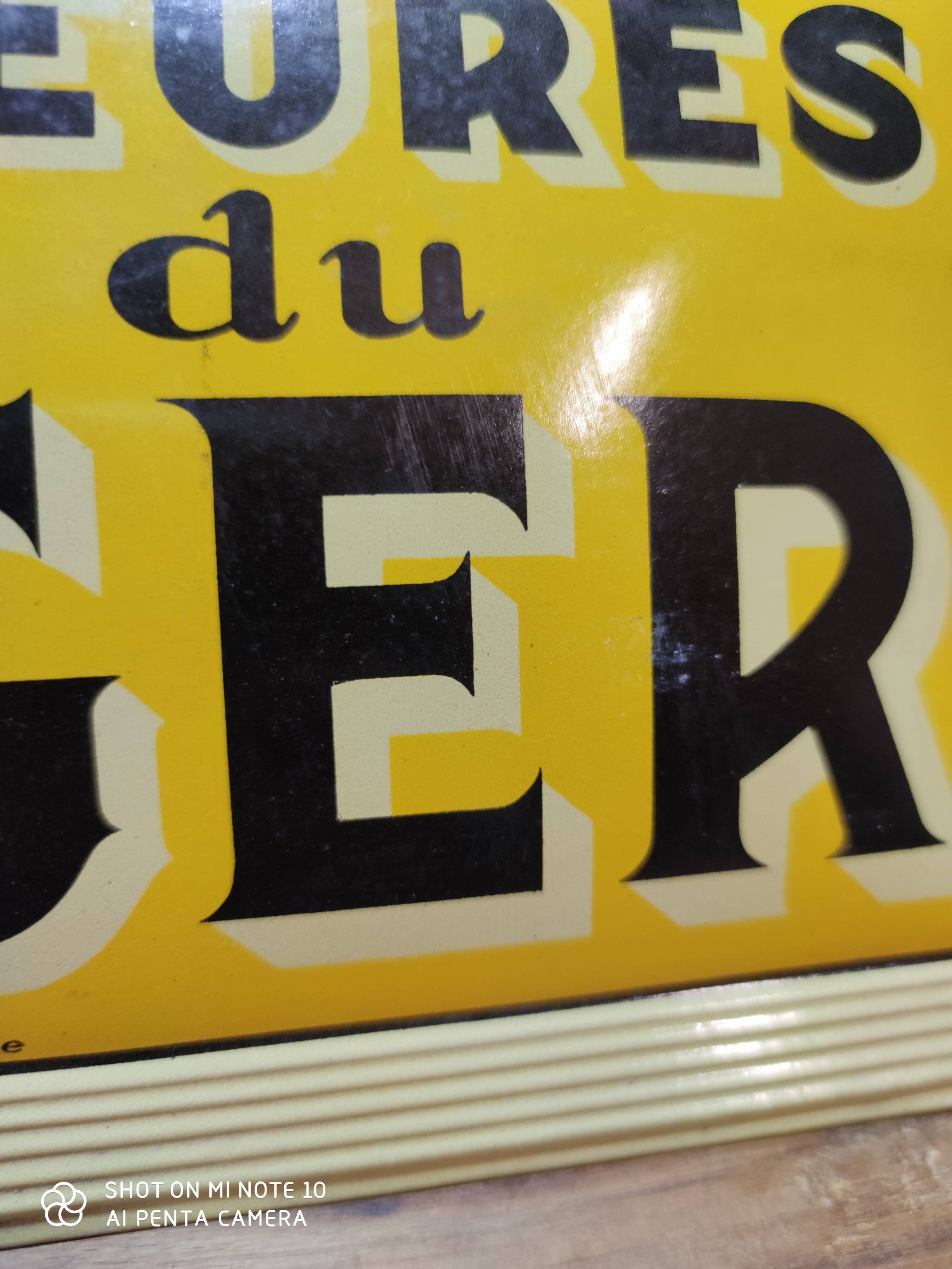 Tôle publicitaire apéritif anisé midi...7 heures l'heure du berger
