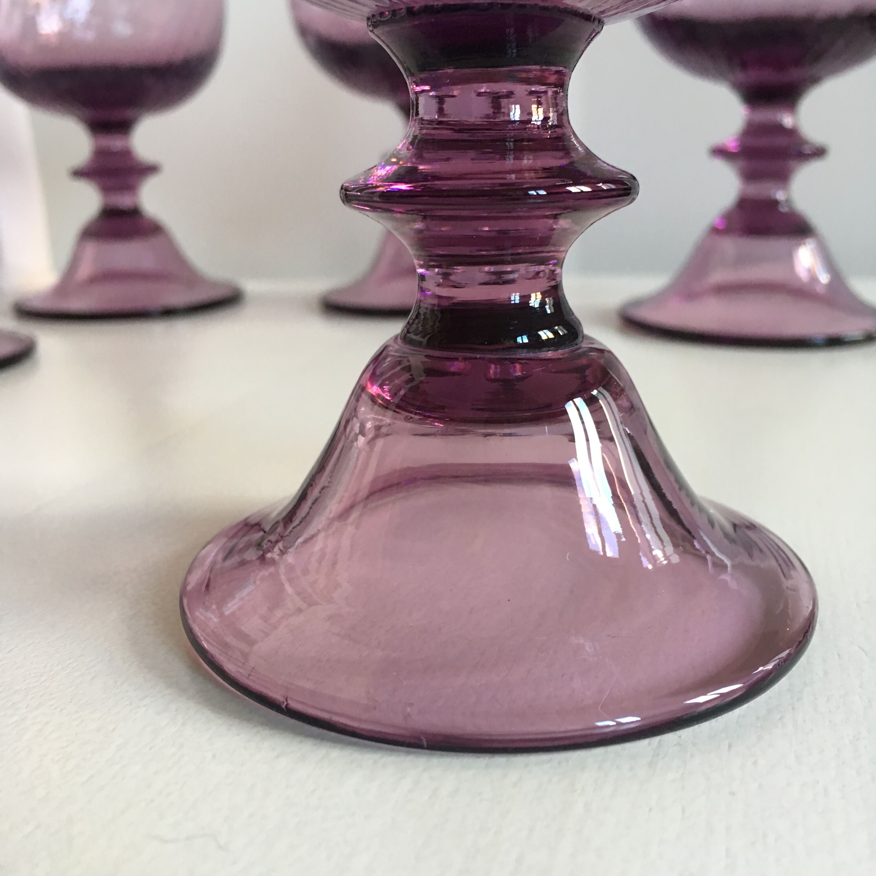 Large glass on purple dyed foot set