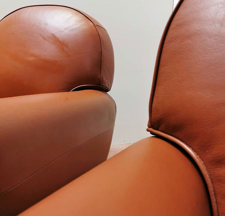 Paire de fauteuils Club cuir