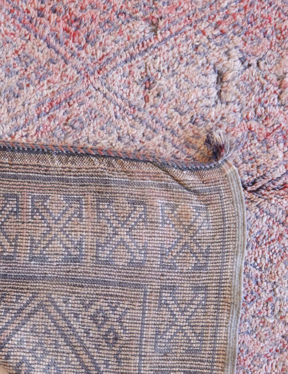 Beni mGuild vintage rug - 345 x 183 cm