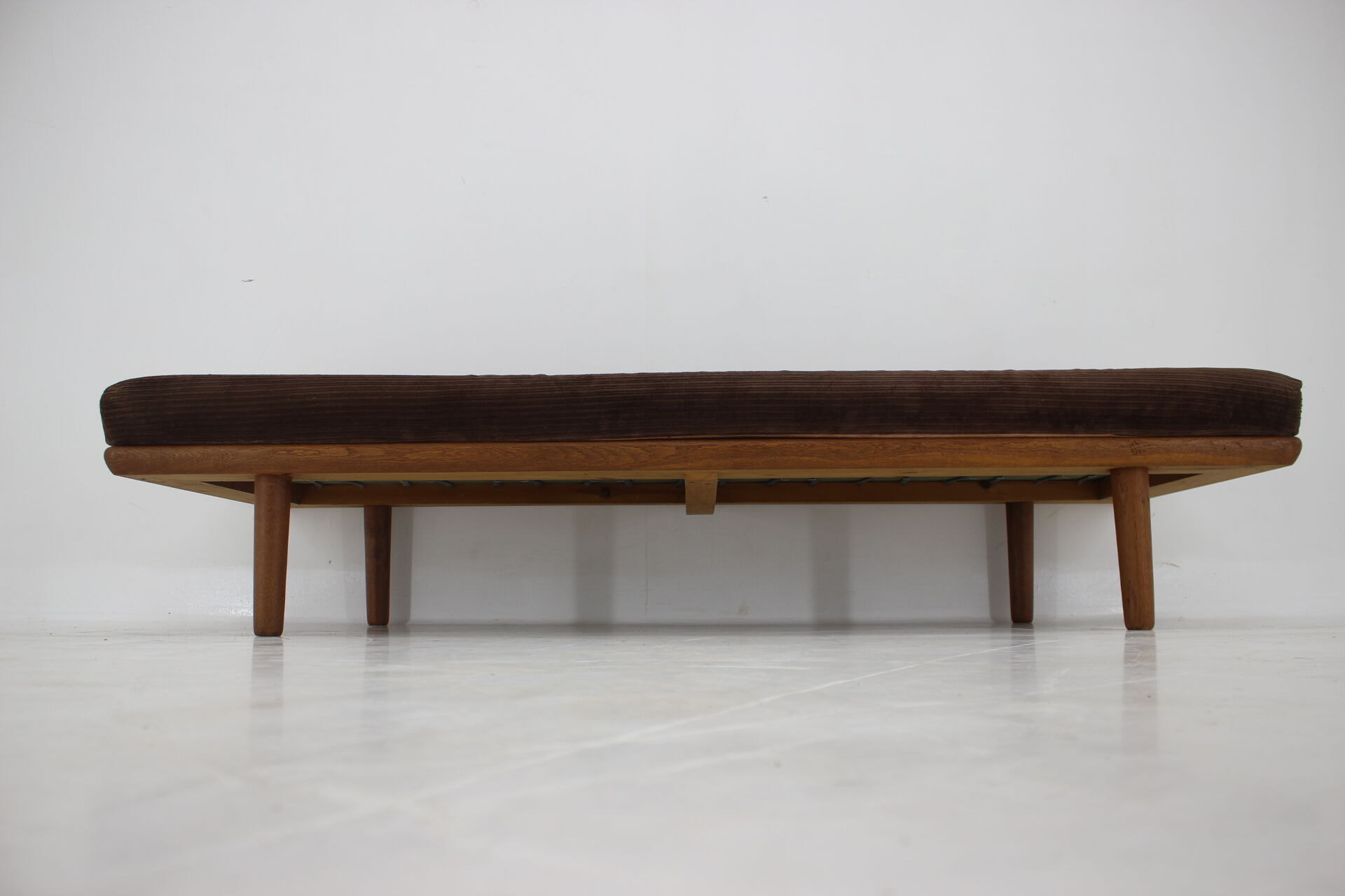 Daybed modèle GE19 d'Hans J Wegner par Getama, Danemark, années 1950