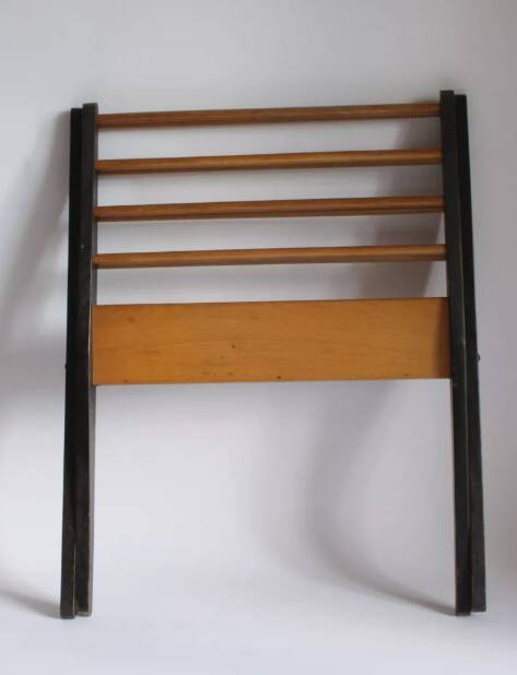 Foldable wooden magazine rack - Cees Braakman
