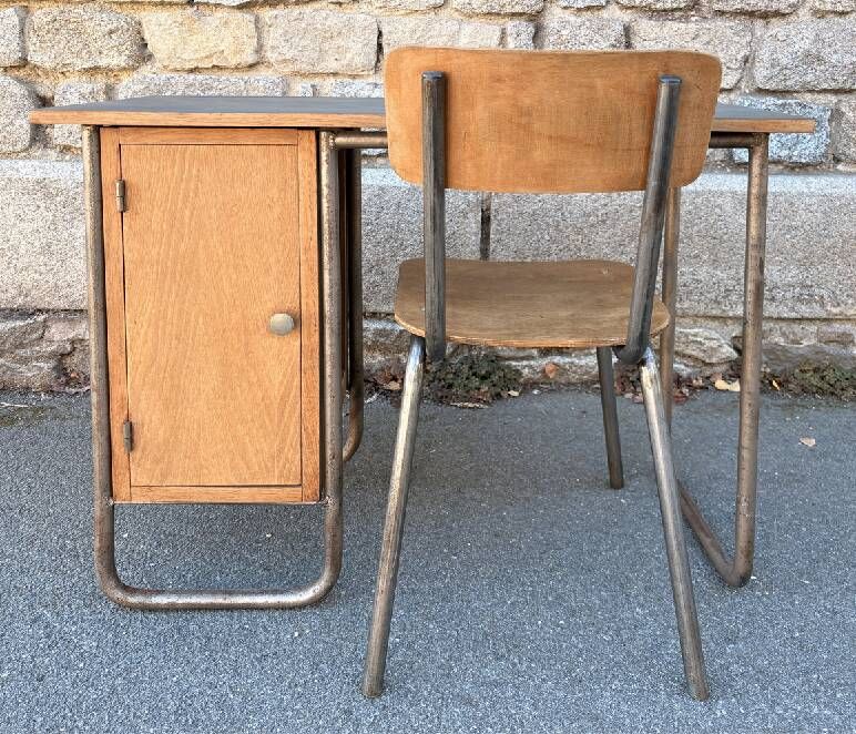 Vintage children's desk and its chair, Hitier spirit, 1950s modernist.