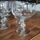 Lot de 10 coupes à champagne vintage en verre pied ciselé