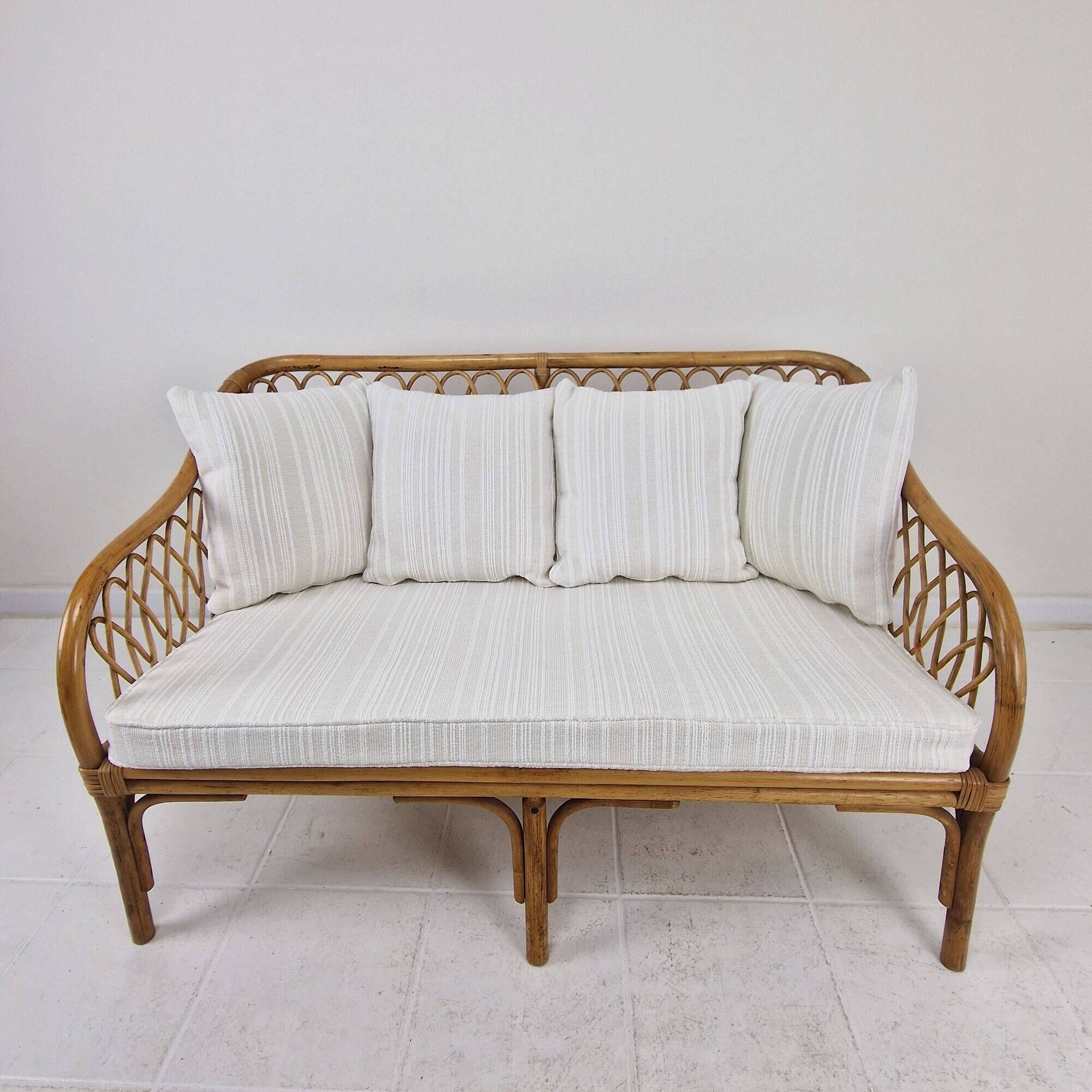 Mid-Century Italian Rattan & Bamboo Settee, ca. 1970