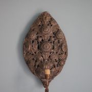 Paire d'appliques laiton repoussé motifs florales, lampe murale, applique
