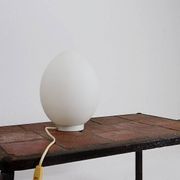 Lampe oeuf en opaline, 1970