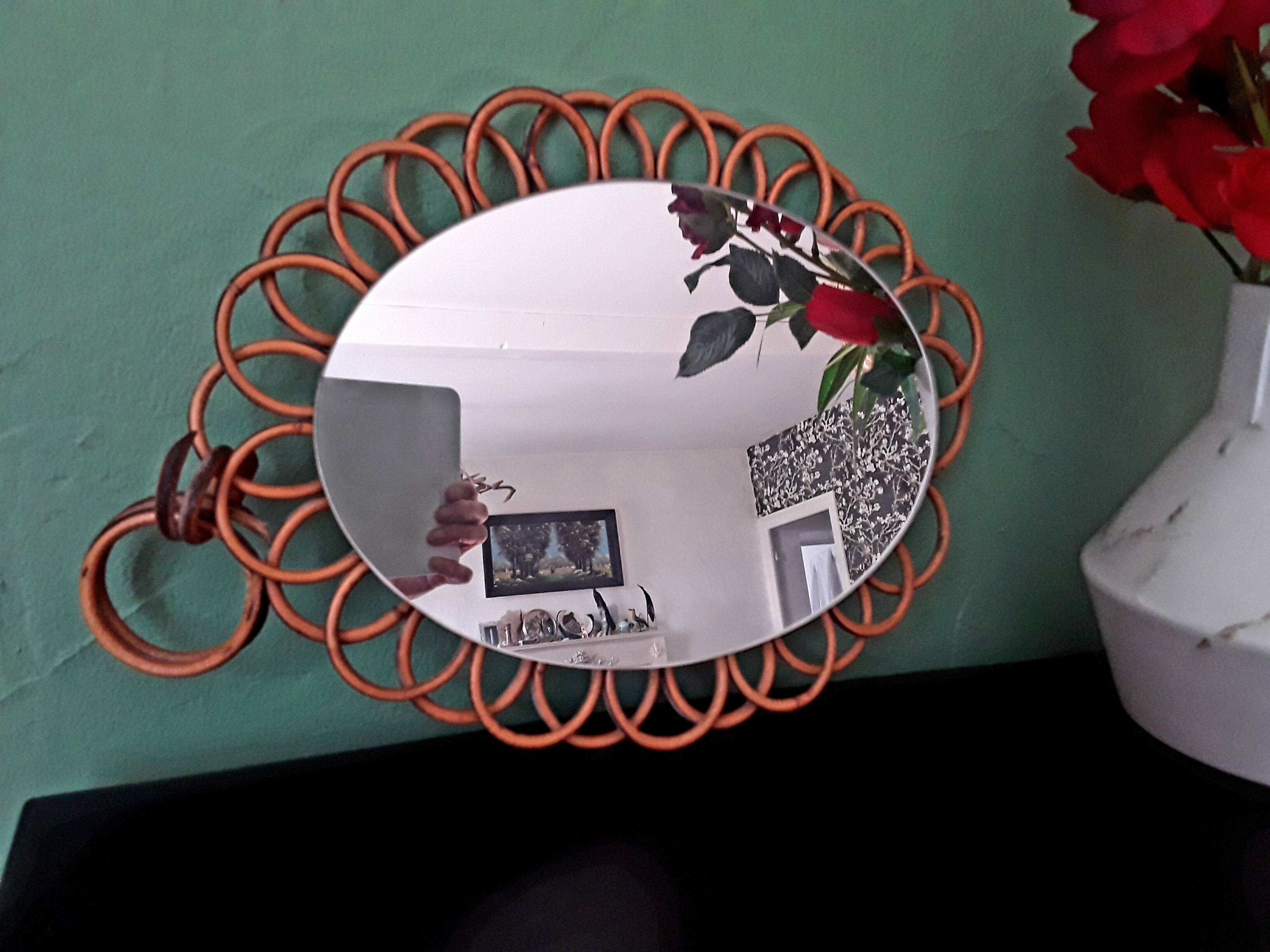 Miroir marguerite vintage en rotin