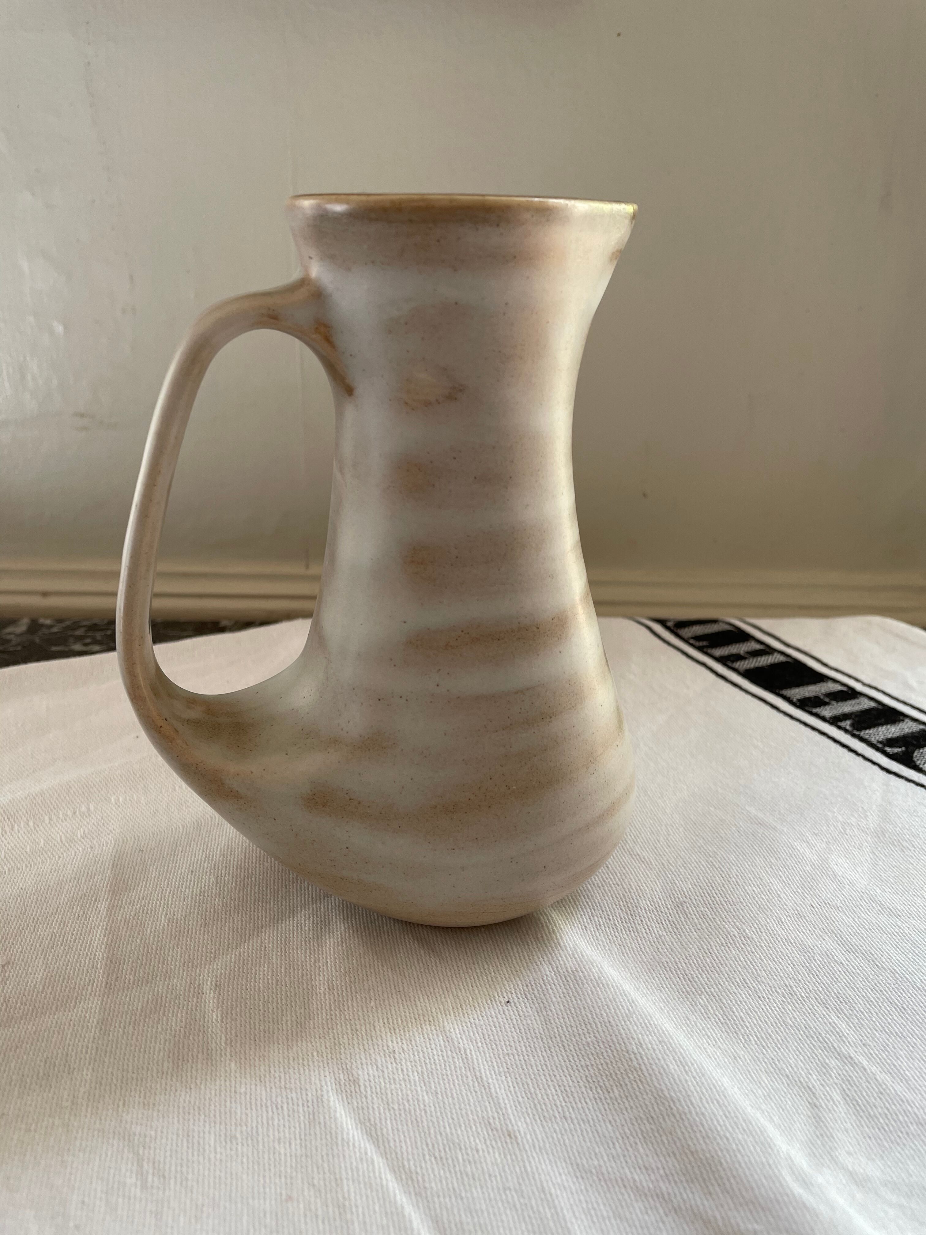 Niderviler skate pitcher