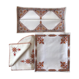 High-end embroidered table linen lot